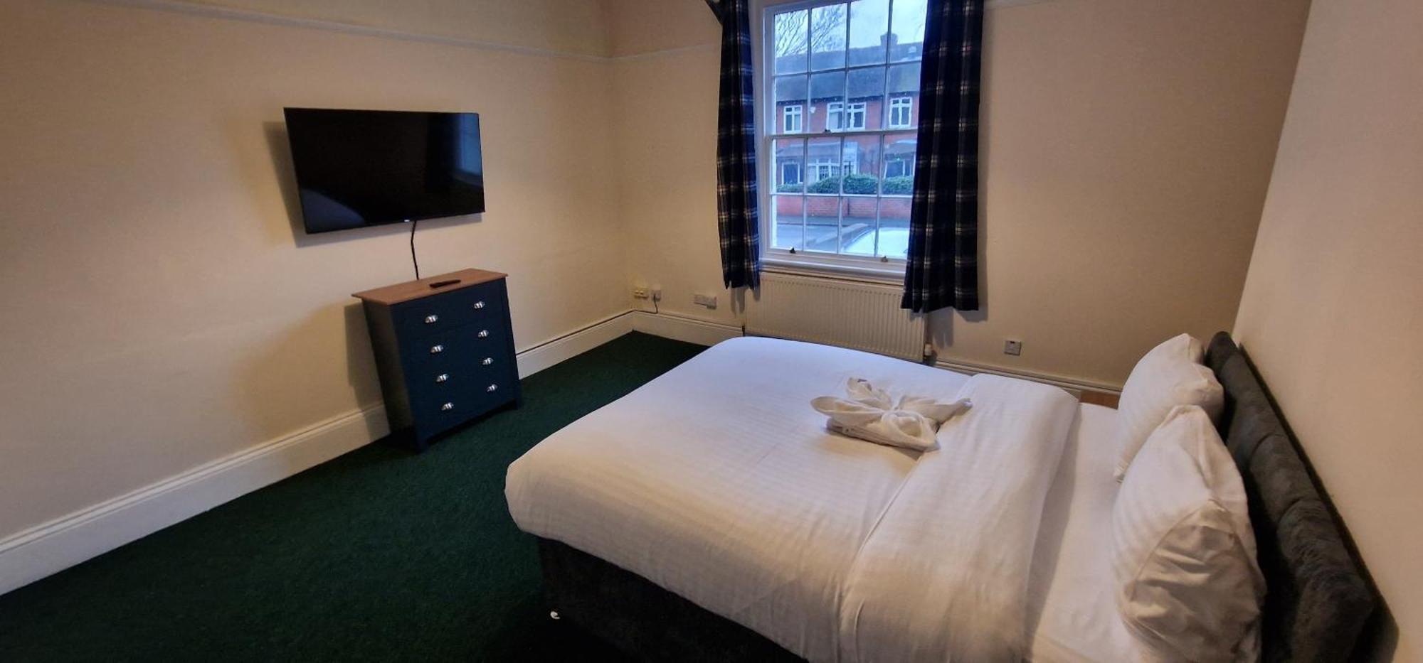 Self Check In Rooms Central Wakefield Buitenkant foto